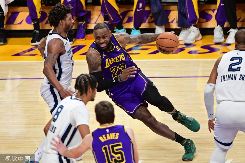 这样年轻且 这样年轻且