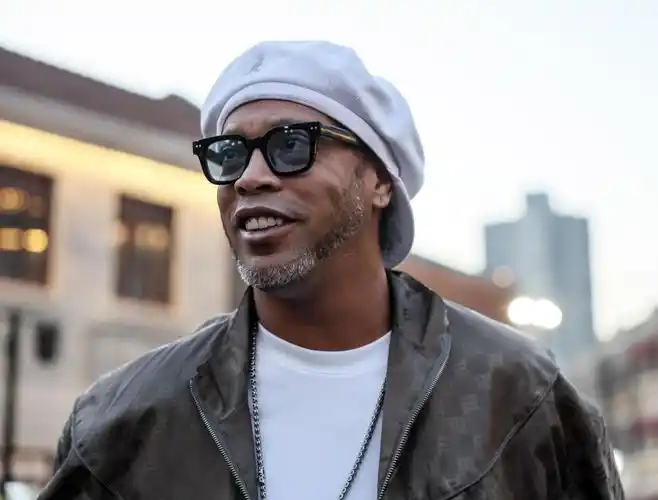 制裁和孤立 制裁和孤立